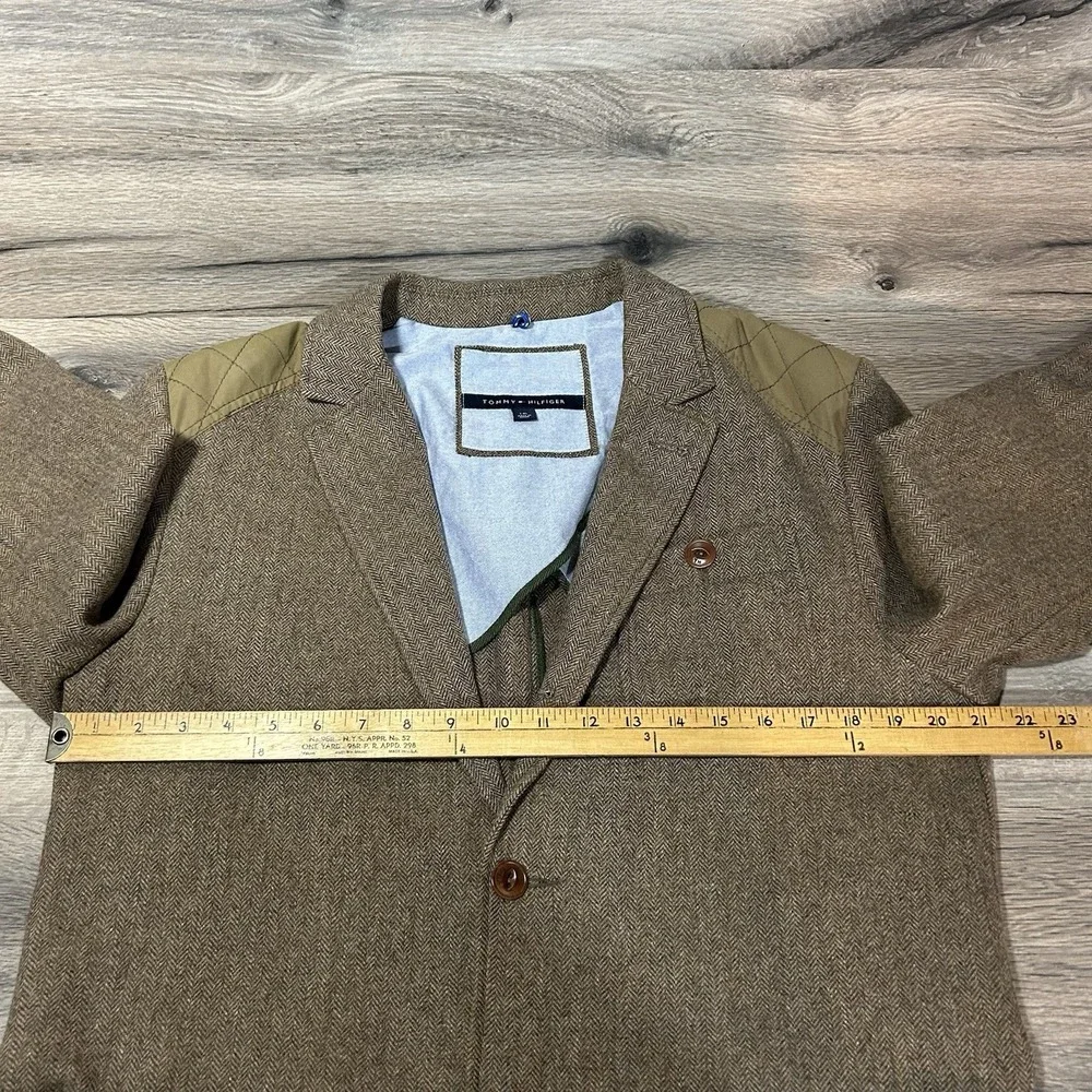 Tommy Hilfiger Men's Tweed Sport Coat Blazer Wool Blend Herringbone‎ Large
